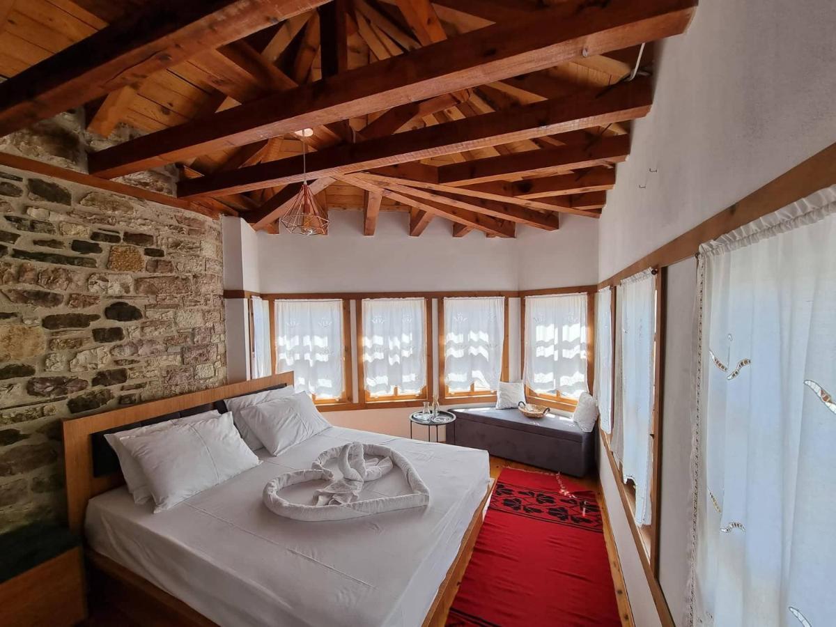 The Heart Of The Bazaar Guest House Gjirokastra Zewnętrze zdjęcie