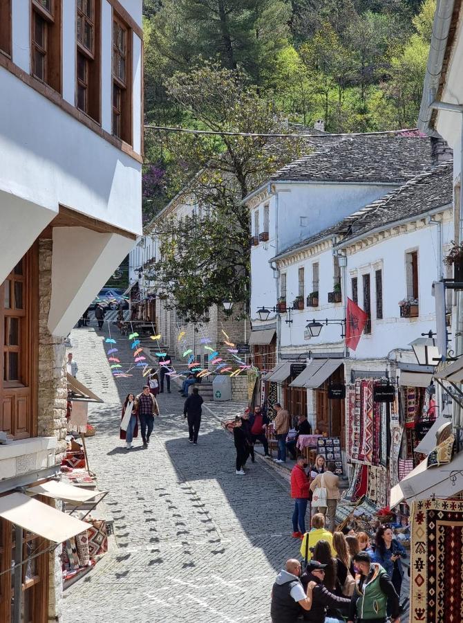 The Heart Of The Bazaar Guest House Gjirokastra Zewnętrze zdjęcie