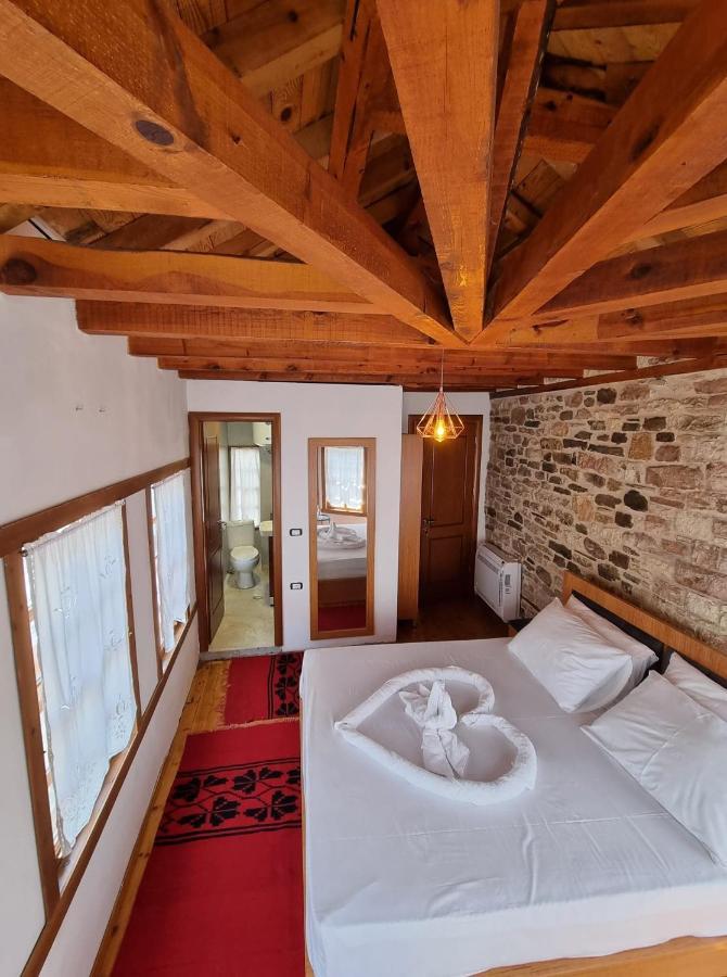 The Heart Of The Bazaar Guest House Gjirokastra Zewnętrze zdjęcie