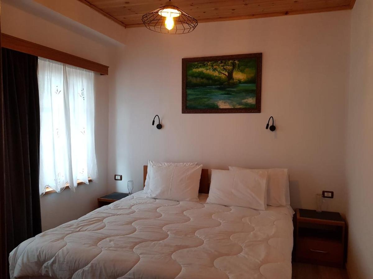 The Heart Of The Bazaar Guest House Gjirokastra Zewnętrze zdjęcie